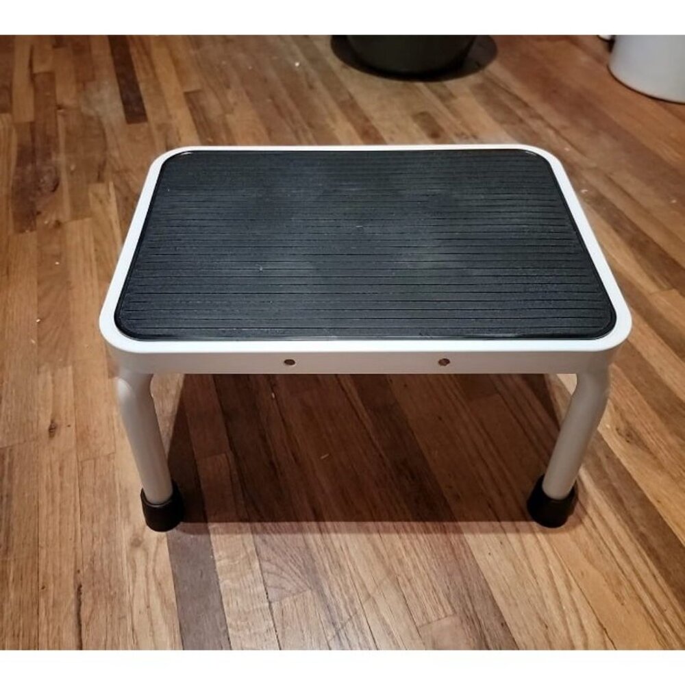 9.5" Step Stool with Anti-Skid Rubber Platform, Metal Medical Foot Stool